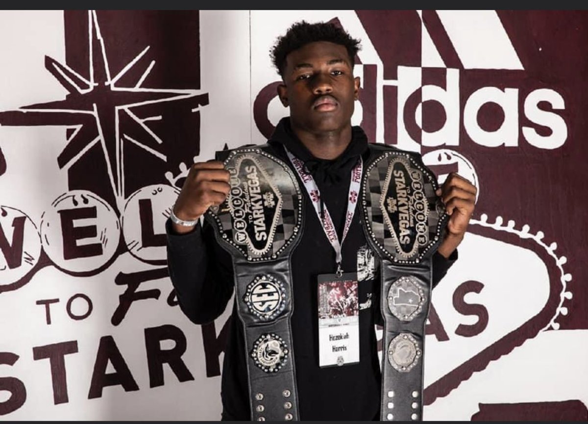 2026 5-star EDGE Hezekiah Harris during an unofficial visit to Mississippi State. (Photo courtesy of Hezekiah Harris)